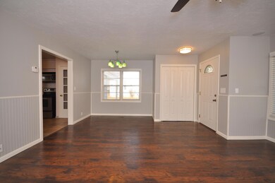 307 N Missouri Ave, Nixa, MO 65714 - photo 6