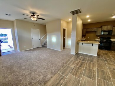 556 Sunset Valley Ave unit B, Socorro, TX 79927 - photo 6