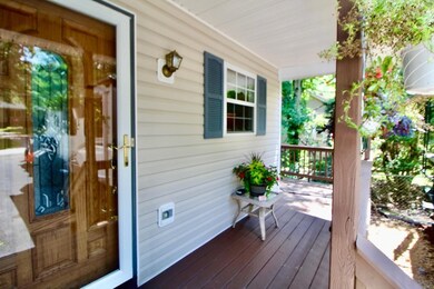 156 Dodge St, Stuarts Draft, VA 24477 - photo 3