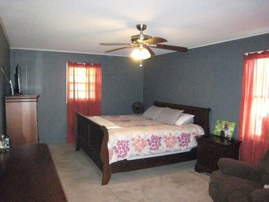 118 Berry Rd, Boiling Springs, SC 29316 - photo 5