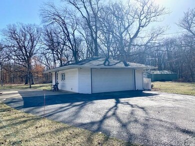 1019 W Sunny Ln, Janesville, WI 53546 - photo 4