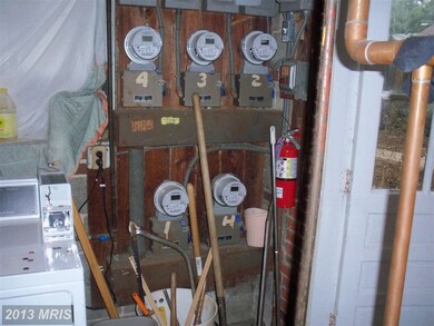 8214 Houston Ct, Takoma Park, MD 20912 - photo 7