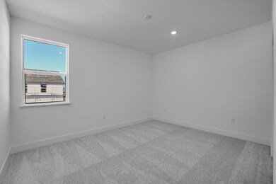 8012 Gwinn Cir, Elk Grove, CA 95757 - photo 7