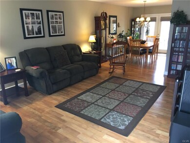 503 Old Forge Dr, Bath, PA 18014 - photo 4