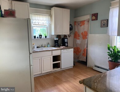 600 W Broad St, Paulsboro, NJ 08066 - photo 4