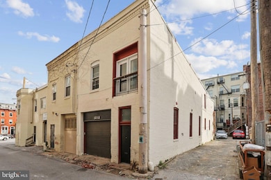 1211 N Lovegrove St, Baltimore, MD 21202 - photo 2