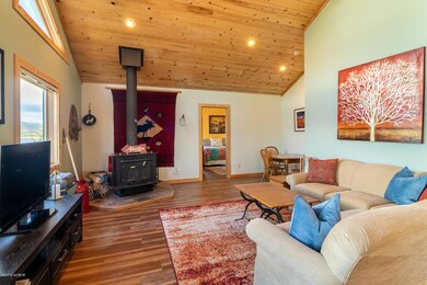 23 Gcr 6121, Granby, CO 80446 - photo 4