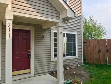 711 Pine Lake Dr, Greenwood, IN 46143 - photo 2
