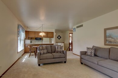 2242 Mapleton St NE unit 114, Grand Rapids, MI 49505 - photo 5