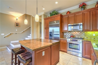 Kitchen complete with Breakfast Bar Island Stainle