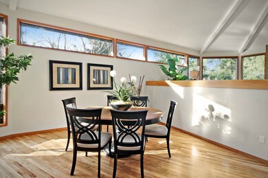 4820 W Mercer Way, Mercer Island, WA 98040 - photo 6