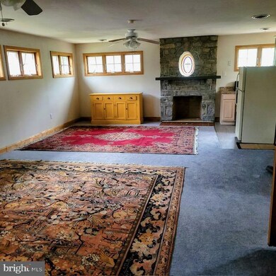 217 N Providence Rd unit 2, Wallingford, PA 19086 - photo 4