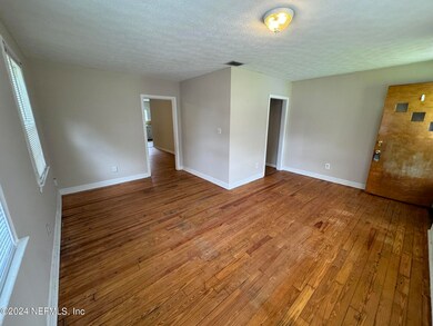 4580 Colonial Ave, Jacksonville, FL 32210 - photo 5