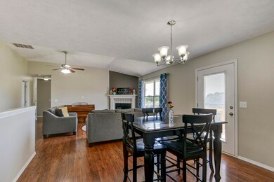414 W Chestnut Rd, Nixa, MO 65714 - photo 7
