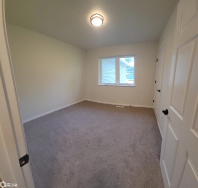 611 N Lincoln Ave, Eagle Grove, IA 50533 - photo 7