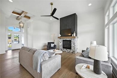 1807 Halls Creek Ave, Raymore, MO 64083 - photo 6