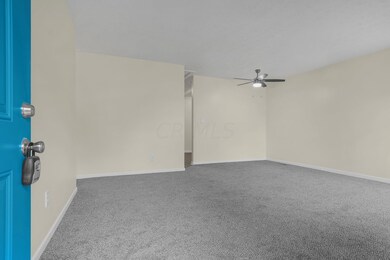 664 Georgian Dr, Columbus, OH 43228 - photo 4