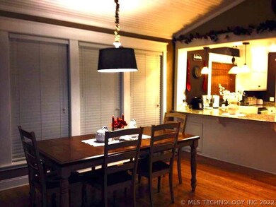 817 N Choctaw Ave, Claremore, OK 74017 - photo 4