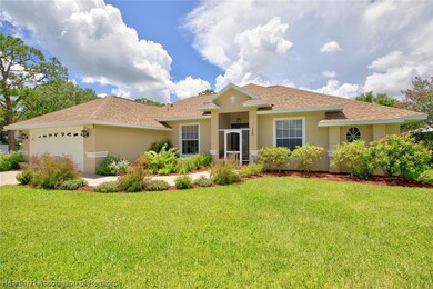 110 Daisy Ln, Lake Placid, FL 33852 - photo 2