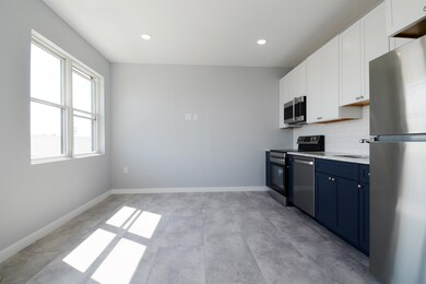 82-84 E 31st St unit 203, Bayonne, NJ 07002 - photo 5