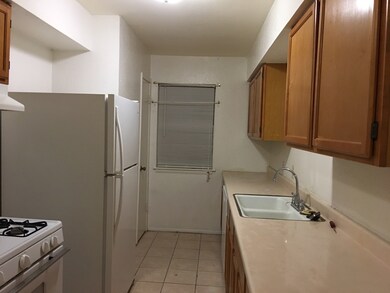 603 Linda Ln, Alvin, TX 77511 - photo 2