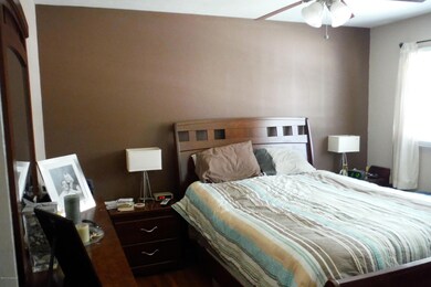 9311 Lantana Dr, Louisville, KY 40229 - photo 7