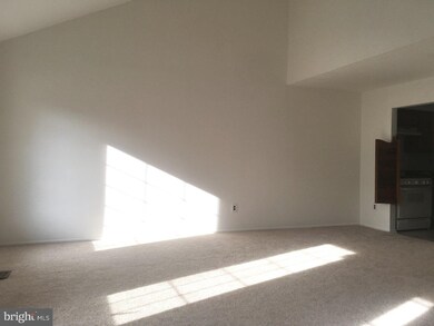 126 Mayfair Ln, Mount Laurel, NJ 08054 - photo 5