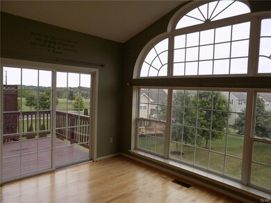 5571 Spring Ridge Dr W, Macungie, PA 18062 - photo 6