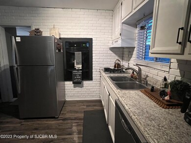 55E0DF0B-3953-437D-962D-B252E68901A2