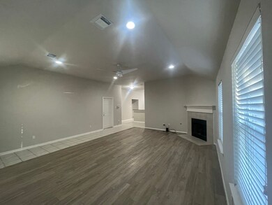 6715 Lozier St, Houston, TX 77021 - photo 5