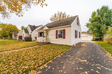 810 N 6th Ave, Wausau, WI 54401 - photo 3