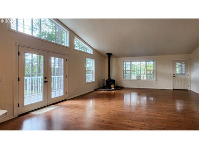 160 Spirit Ln, Roseburg, OR 97471 - photo 6