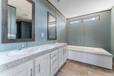 3037 Farm To Market Road 1333, Poteet, TX 78065 - photo 7