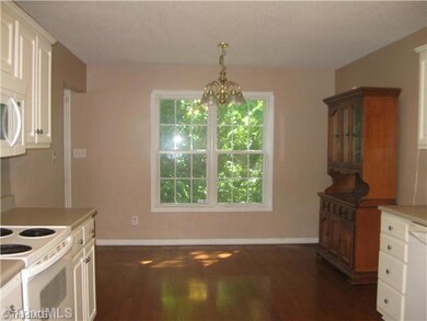 110 Preston Ct, Archdale, NC 27263 - photo 5