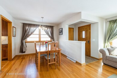 760 S Berkley Ave, Elmhurst, IL 60126 - photo 6