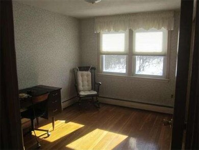 15 Autumn St, West Roxbury, MA 02132 - photo 7