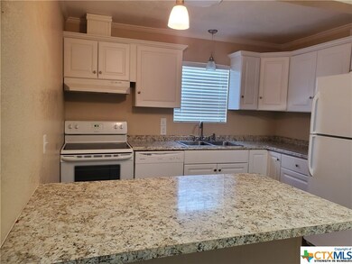 1120 N King St unit 104, Seguin, TX 78155 - photo 4