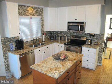 2508 Country Oak Ct, Odenton, MD 21113 - photo 2