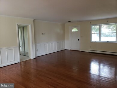 22812 Wildcat Rd, Gaithersburg, MD 20882 - photo 5