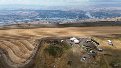 Bird's eye view of a mountain backdrop