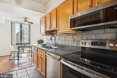 The Brittany unit 1001, Arlington, VA 22204 - photo 7