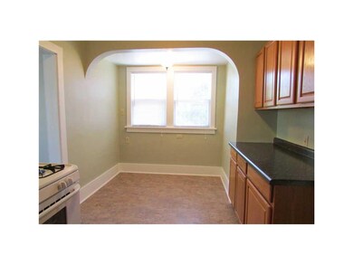 Kitchen. Eating area in kitchen.