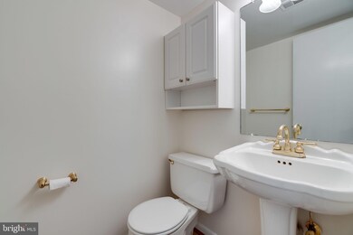 12863 Cara Dr unit 27, Woodbridge, VA 22192 - photo 5