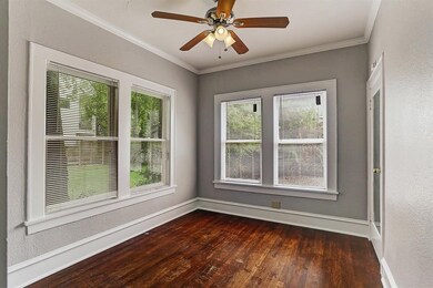 2323 Park St unit 2, Houston, TX 77019 - photo 6