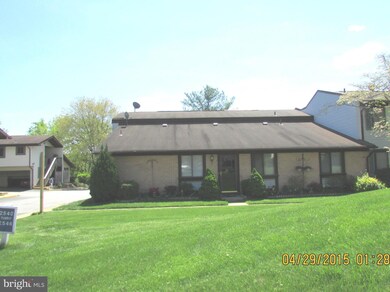 2542 Fox Ridge Ct unit 41, Woodbridge, VA 22192 - photo 2