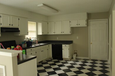 1811 Pate Rd, Juliette, GA 31046 - photo 2