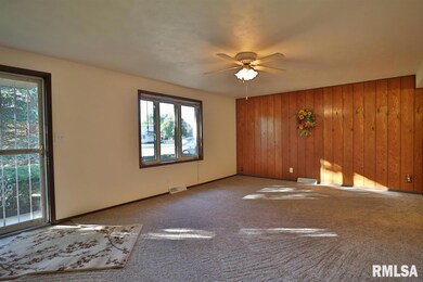 16114 N Regency Park Place, Chillicothe, IL 61523 - photo 5