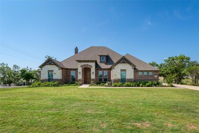 448 Scenic Wood Dr, Azle, TX 76020 - photo 3