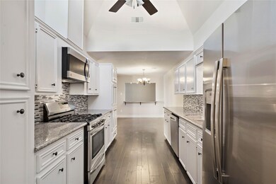 1812 S Gessner Rd, Houston, TX 77063 - photo 3