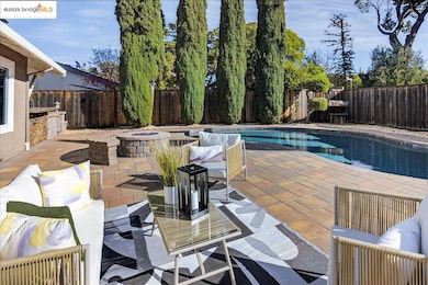 3862 Walnut Ave, Concord, CA 94519 - photo 2